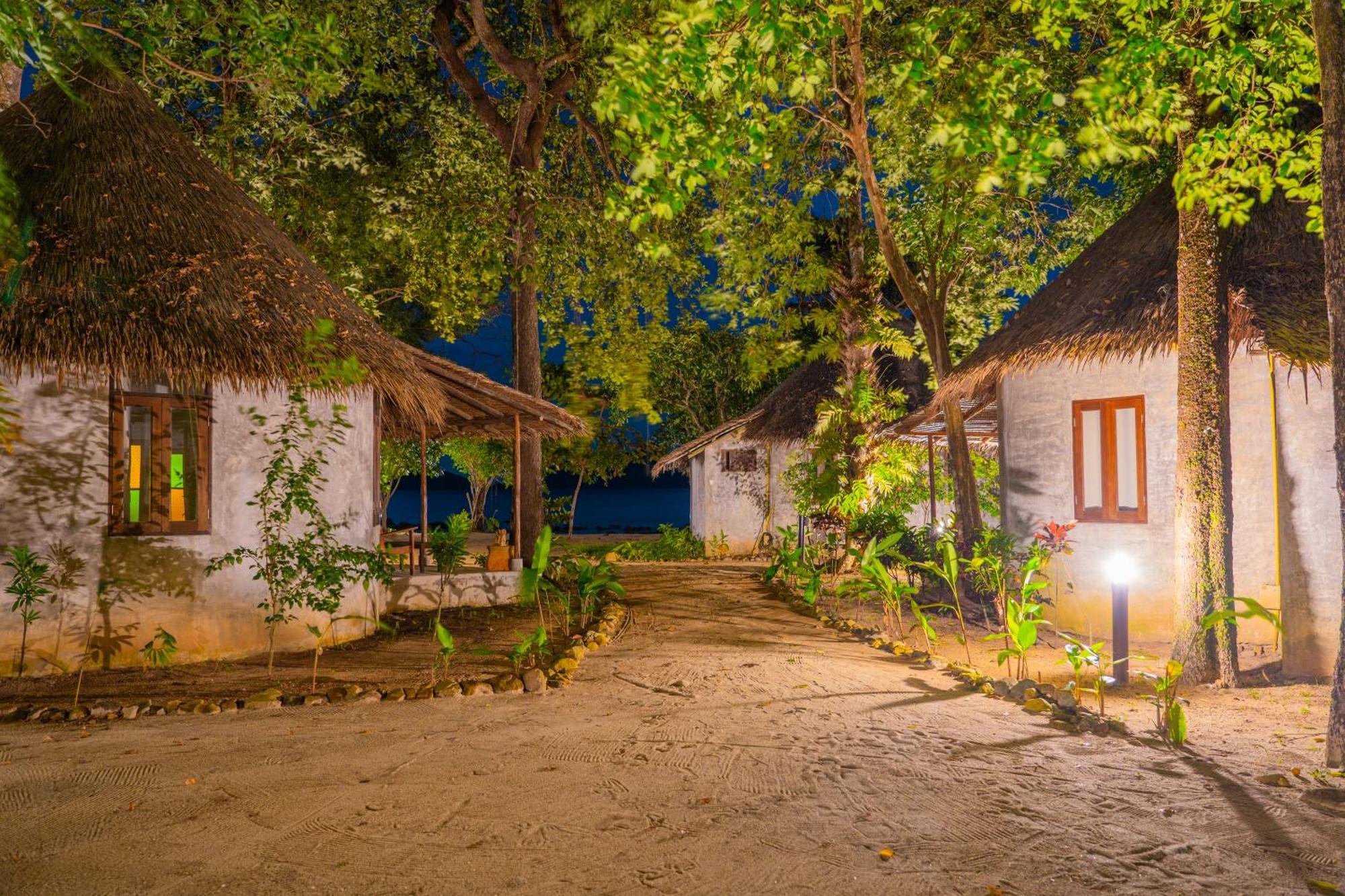 The Tropical Beach Resort Ко Чанг Экстерьер фото