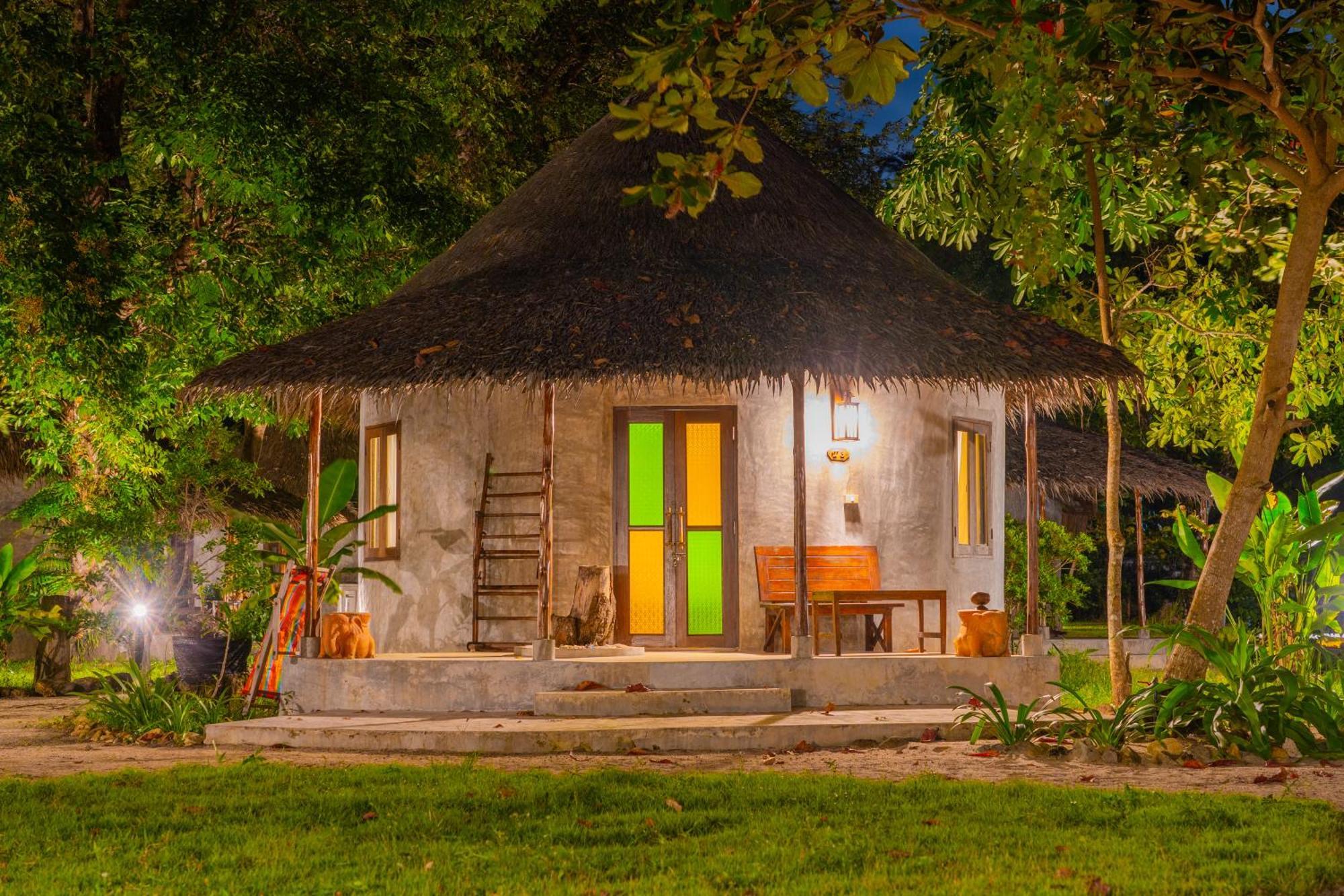 The Tropical Beach Resort Ко Чанг Экстерьер фото