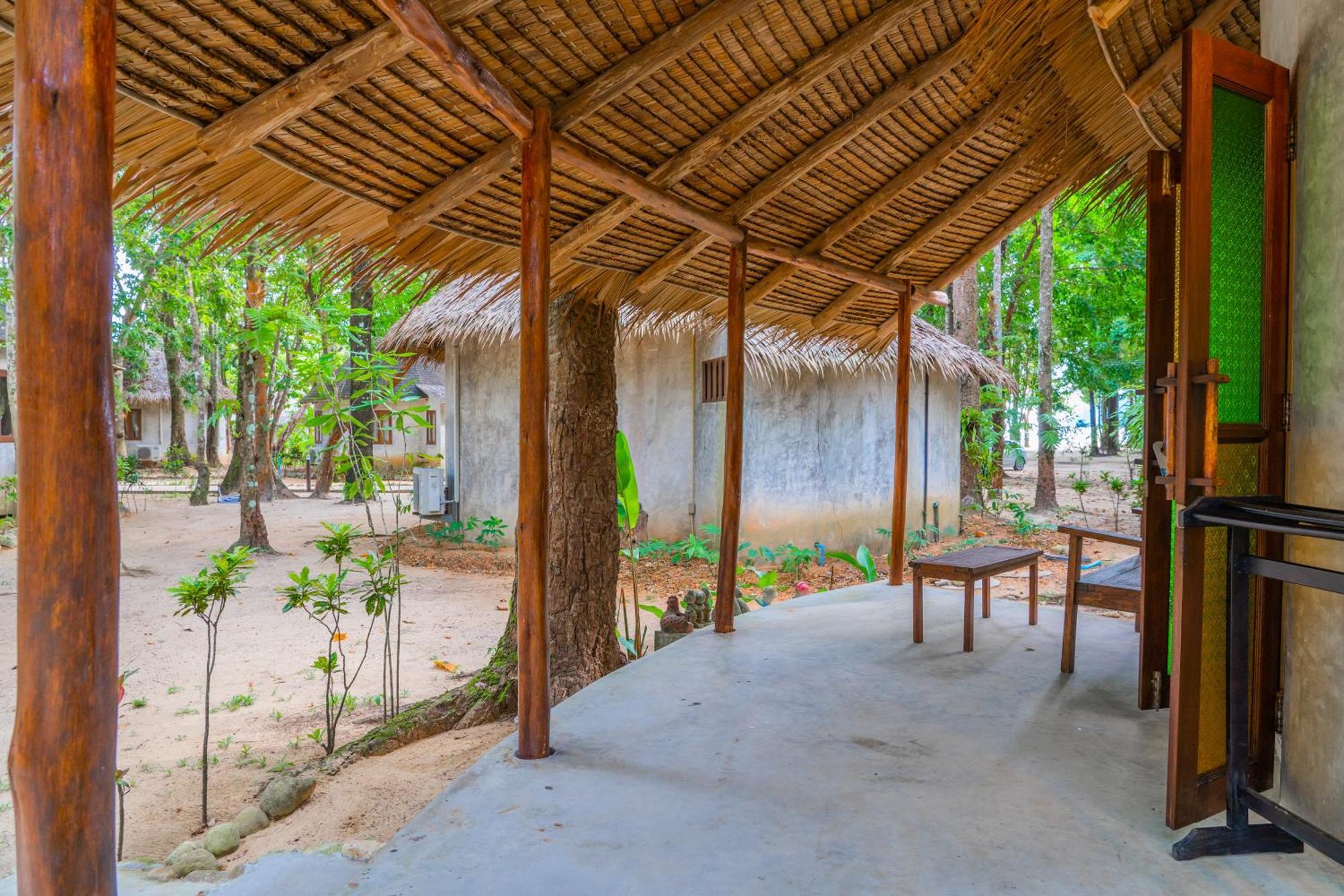 The Tropical Beach Resort Ко Чанг Экстерьер фото