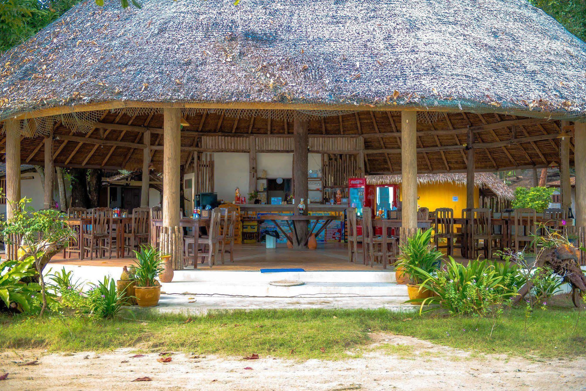 The Tropical Beach Resort Ко Чанг Экстерьер фото